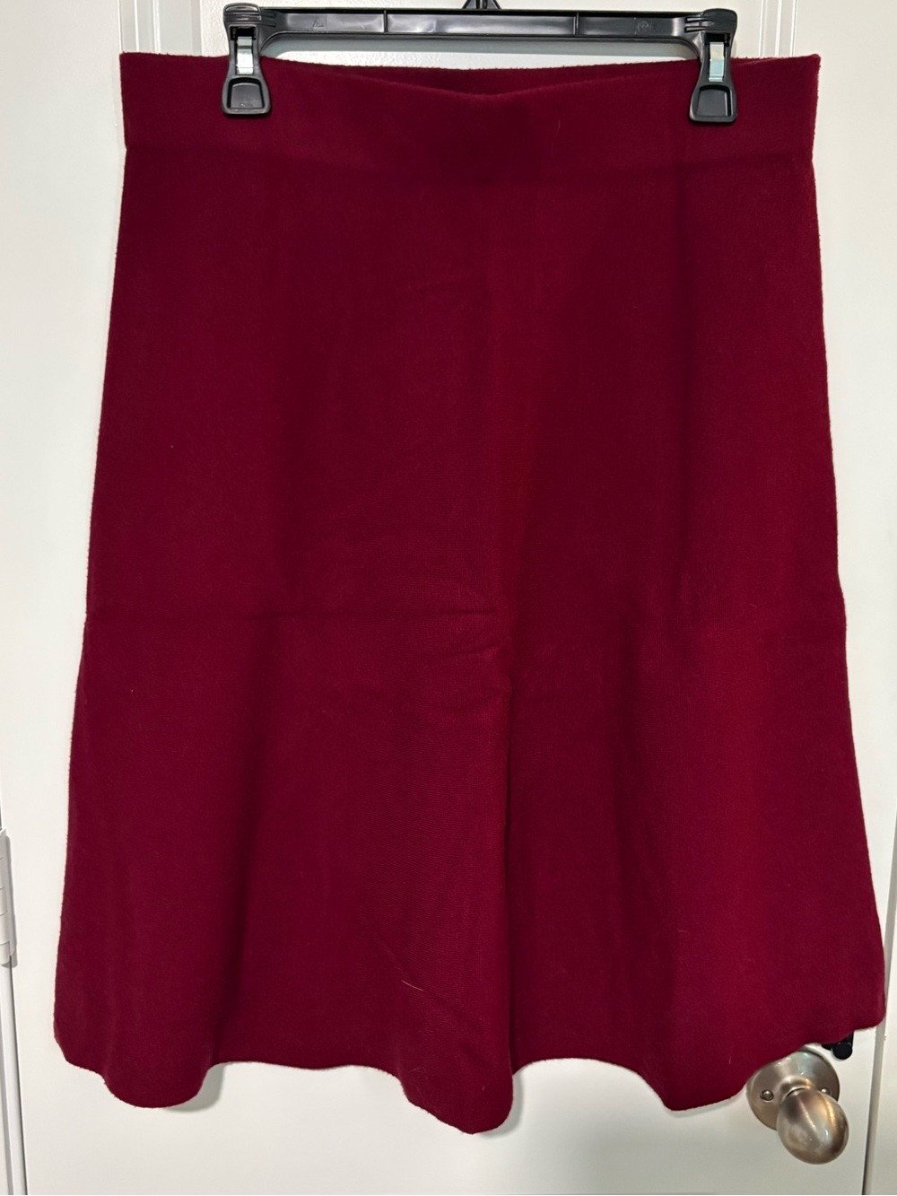 Liz Claiborne Burgundy Knit A-Line Skirt Size Medium